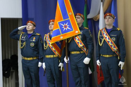 Зеленодольских сотрудников противопожарной службы наградили в честь Дня спасателя
