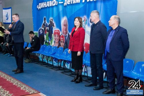 СК «Маяк». Всероссийский турнир по хоккею на траве среди юношей