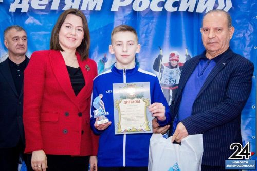 СК «Маяк». Всероссийский турнир по хоккею на траве среди юношей