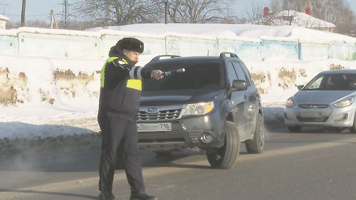 В Зеленодольске за один рейд инспекторы выявили шесть нарушений тонировки машин
