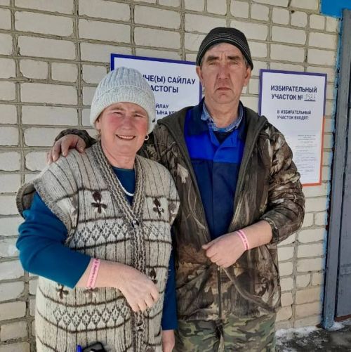 Марафон «Всей семьей на выборы» продолжает семья Бикмуллиных из села Русское Азелеево Зеленодольского района
