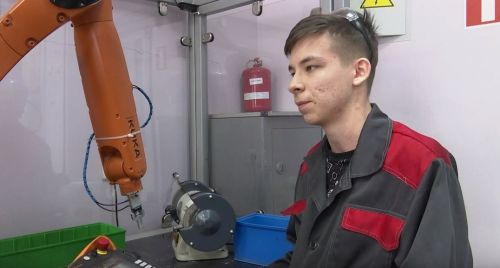 Более тысячи студентов в ЗМК получают профессиональное образование, чтобы стать технической элитой республики