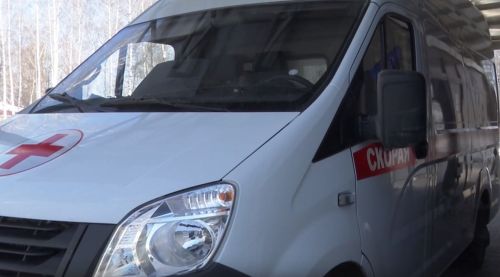 В Зеленодольске с крыши рухнул снег на ребенка: стали известны новые подробности