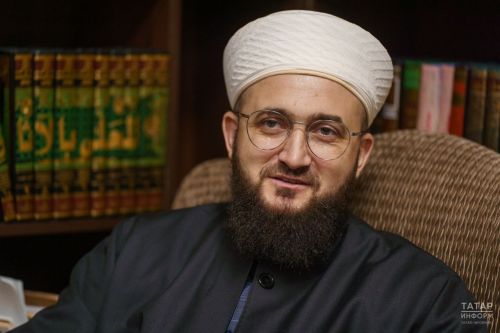 Камиль хазрат Самигуллин прочитал проповедь по случаю Ураза-байрама