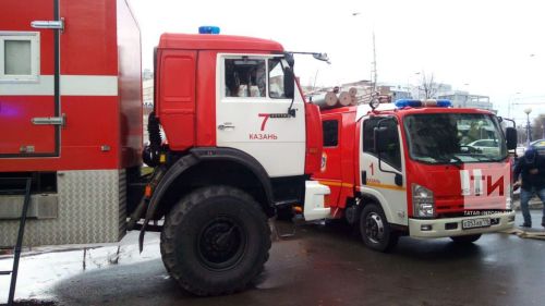В Казани пожар на мебельном цехе