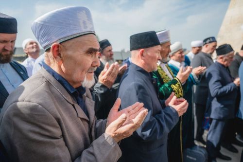 В Казани прошёл «Хәтер көне» на 13 день месяца Шавваль