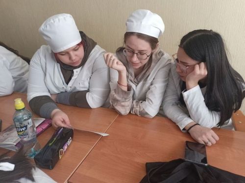 В Зеленодольском медицинском колледже почтили память А.С. Пушкина