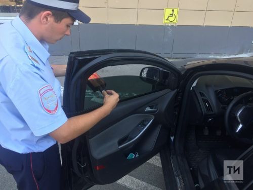 22-летний Казанец, нарушавший ПДД более 50 раз, задержан за тонировку стекол
