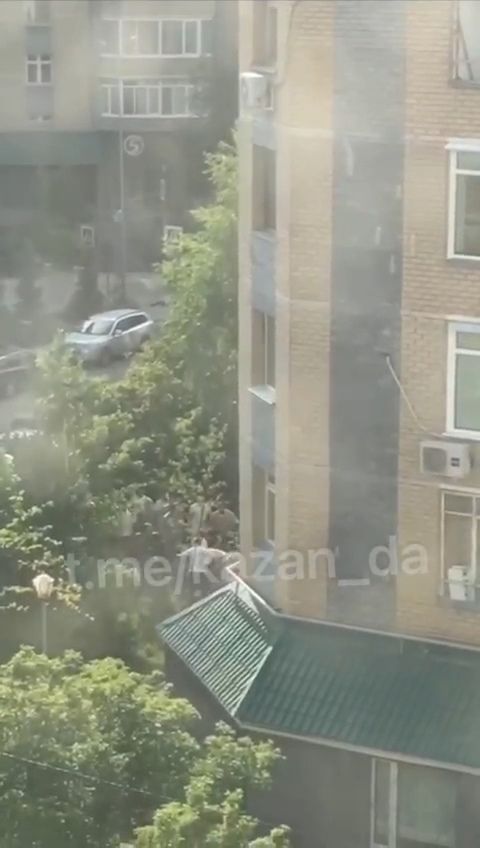 В Ново-Савинском районе Казани на видео попала массовая драка