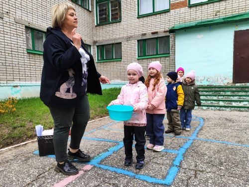 Сотрудники МЧС провели урок по пожарной безопасности в детском саду «Аленушка» города Зеленодольска