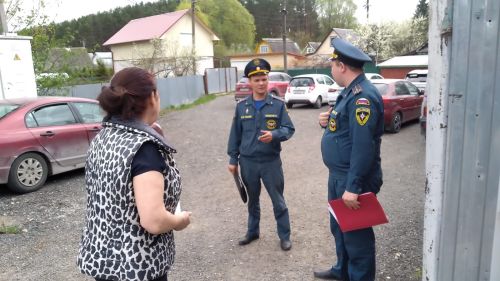 Инспекторы надзорной деятельности проводят рейды по садам