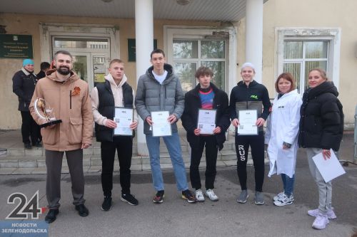 Переходящий Кубок эстафеты Победы на призы «Зеленодольской правды» вновь взяла гимназия №3