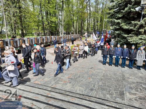 На площади СК «Авангард» начался парад в честь 79 годовщины Великой Победы над фашистской Германией