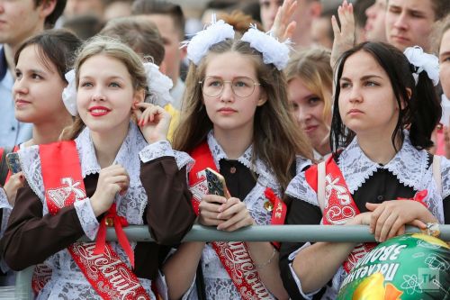 Недетские траты: во сколько обходится школьный выпускной