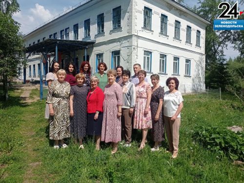 Зеленодольская сельская школа сохранила традиции купца-мецената Михаила Атлашкина