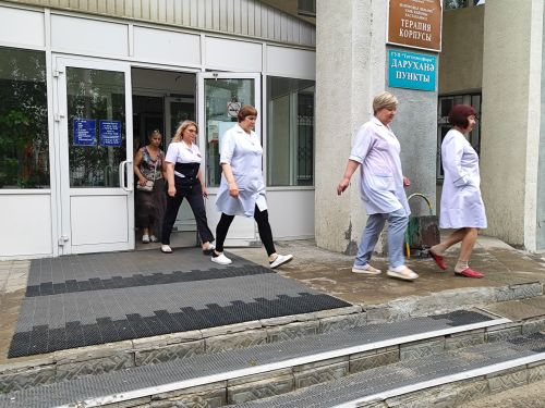 Без дыма и огня: Зеленодольские пожарные провели учения на здании терапевтического корпуса ЦРБ Зеленодольска