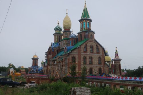 Куда съездить на выходных: Вселенский храм в Старом Аракчино стал одной из визитных карточек Татарстана