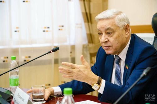 Глава Госсовета РТ — журналистам: Мы в одной упряжке
