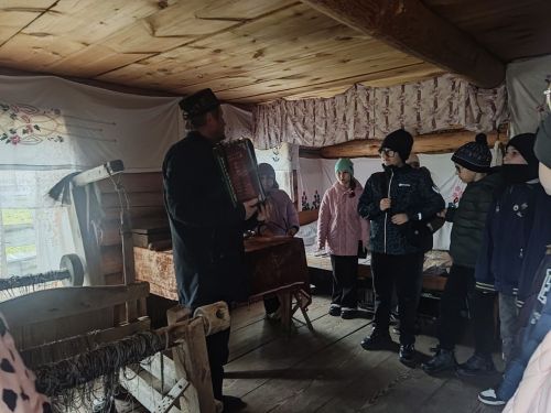 Ученики школы № 16 совершили незабываемую экскурсию в комплекс «Татар авылы»