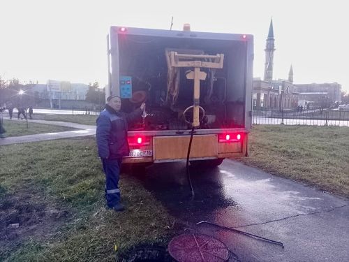 В Зеленодольске предприятие «Водоканалсервис» провело плановую промывку канализационных сетей