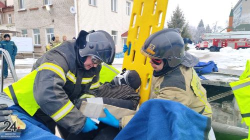 В Зеленодольске прошли соревнования пожарных по оказанию помощи пострадавшим при ДТП