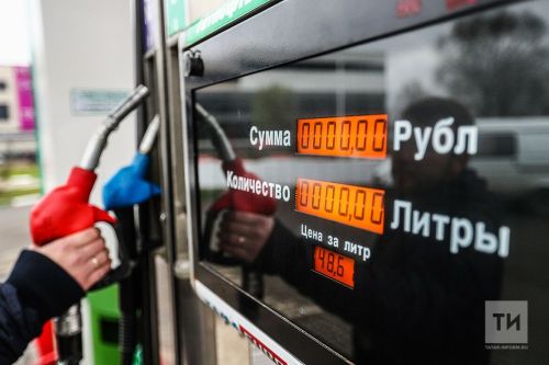 Доцент Финансового университета рассказал, что будет с ценами на бензин в марте