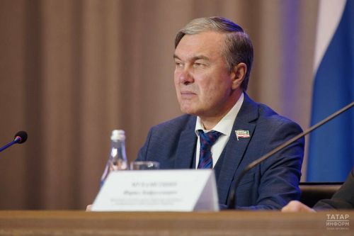 Ренат Валиуллин: В сложных условиях важно сохранять спокойствие, человечность