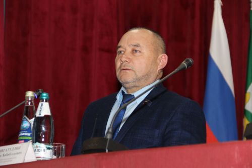 В Нижнеураспугинском поселении прошла отчетная сессия