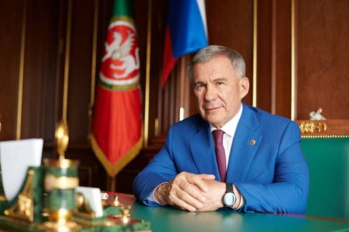Раис Татарстана опубликовал поздравление с Днем российской науки