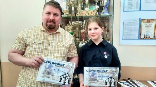 Шахматная семья Тухватуллиных — победитель муниципального этапа турнира «Связь поколений»