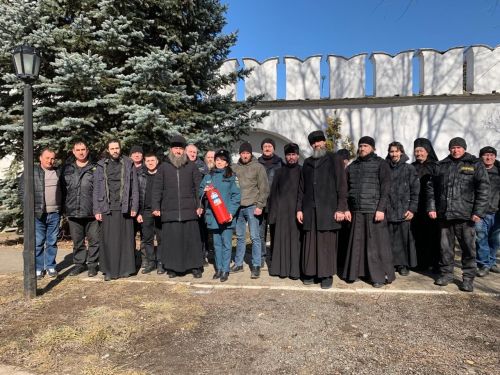 Сотрудники МЧС провели в Раифском монастыре беседу о пожарной безопасности