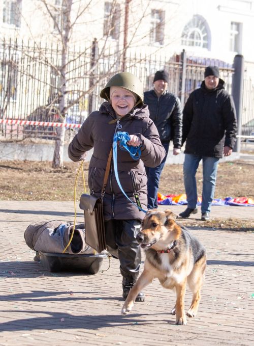 В Зеленодольске прошла спортивно-патриотическая эстафета «Фронтовые собаки»