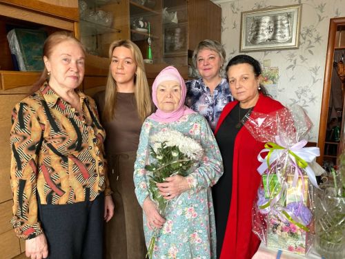 В Зеленодольске поздравили с 90-летием ветерана здравоохранения Василю Шаехову