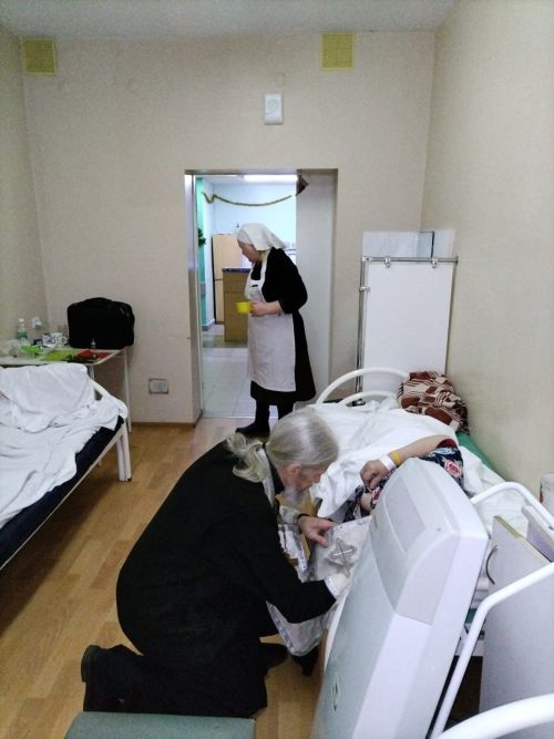 Православных пациентов Зеленодольской ЦРБ навестили представители Зеленодольского благочиния