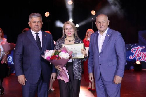 В Зеленодольске наградили победителей конкурса «Женщина года. Мужчина года: женский взгляд»