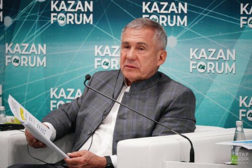 Минниханов объявил о масштабном международном участии в KazanForum