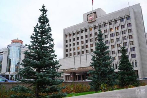 Депутаты Татарстана требуют отменить выступление Ирины Хакамады в Казани