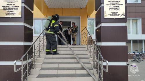 В образовательных учреждениях Зеленодольска провели всероссийские учения по отработке комплексного сценария антитеррористической направленности