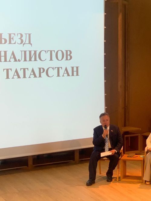 Директор Информационного центра «Зелёный Дол» Владимир Витовский выступил на форуме журналистов