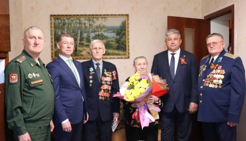 В Зеленодольском районе учреждена муниципальная награда — медаль «Зеленодольск — Город трудовой доблести»