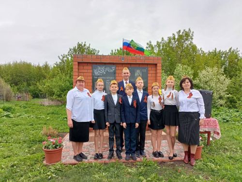 В Больших Ачасырах увековечили память земляков