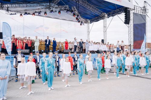 В Казанском Кремле прошел концерт «Созвездия-Йолдызлык» ко Дню России