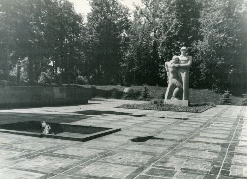 Сегодня исполняется 55 лет скульптурной композиции «Солдаты» в Парке Победы Зеленодольска