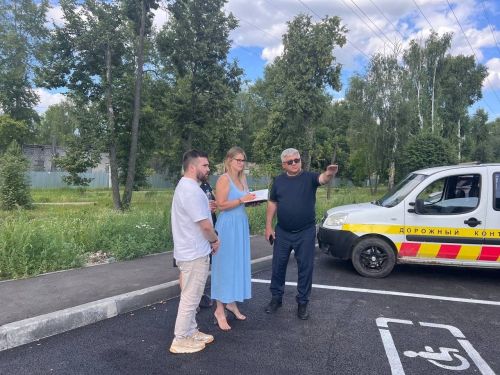 Михаил Афанасьев проверил ход дорожных работ в Зеленодольске