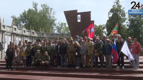 В День ветеранов боевых действий в Зеленодольске провели автопробег и возложение цветов