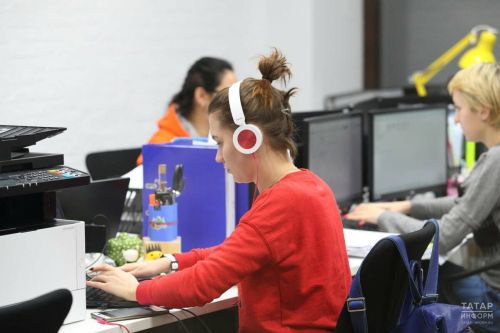 Татарстанцев в августе ждет сокращенная рабочая неделя