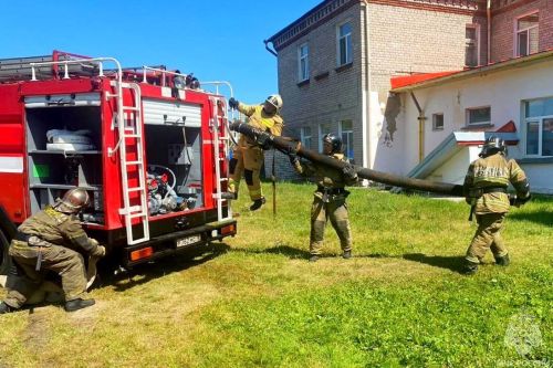 В Зеленодольске пожарные провели соревнования по боевому развертыванию