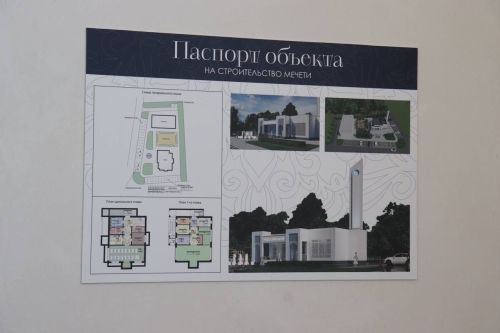 Михаил Афанасьев посетил новый посёлок «Ягода малина» близ села Кургузи