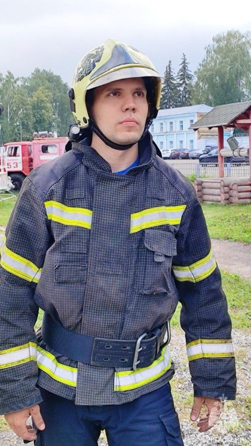 В Зеленодольске завершились соревнования по пожарно-строевой подготовке
