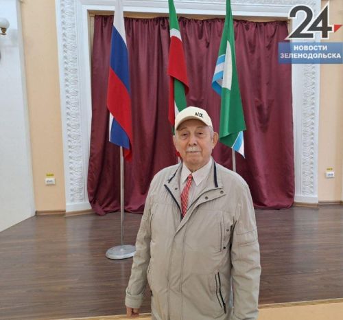 80-летний Рахимулла Гарифуллин, ровесник Победы: «Замечательно, что в республике бережно хранят память о героях нашей Родины!»